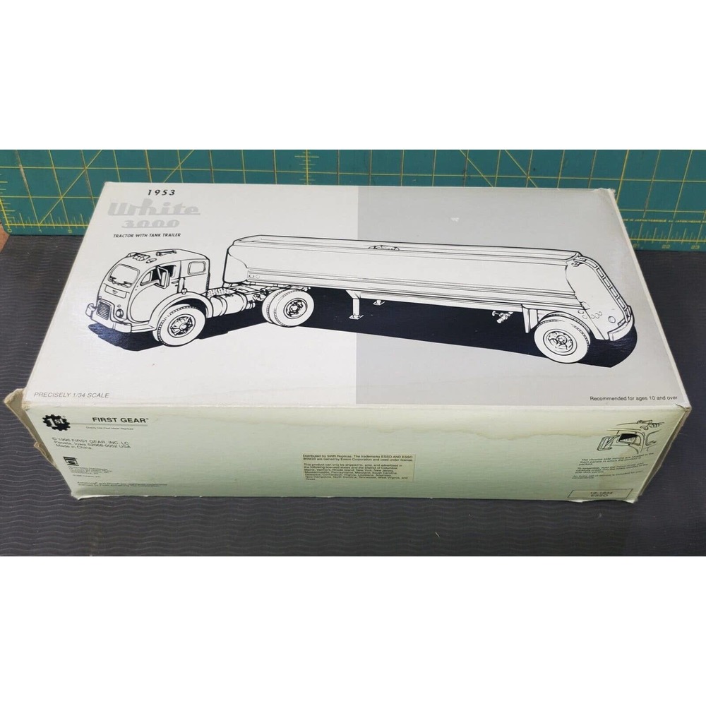 First Gear 1/34 1953 White 3000 Truck with Tanker Trailer 19-1934 Esso Aviation